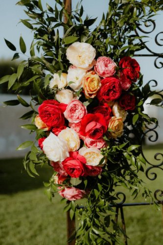 Addobbo-matrimonio-in-masseria-amsicora-fiori-Clarissa-e-Naser016