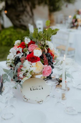 Addobbo-matrimonio-in-masseria-amsicora-fiori-Clarissa-e-Naser090
